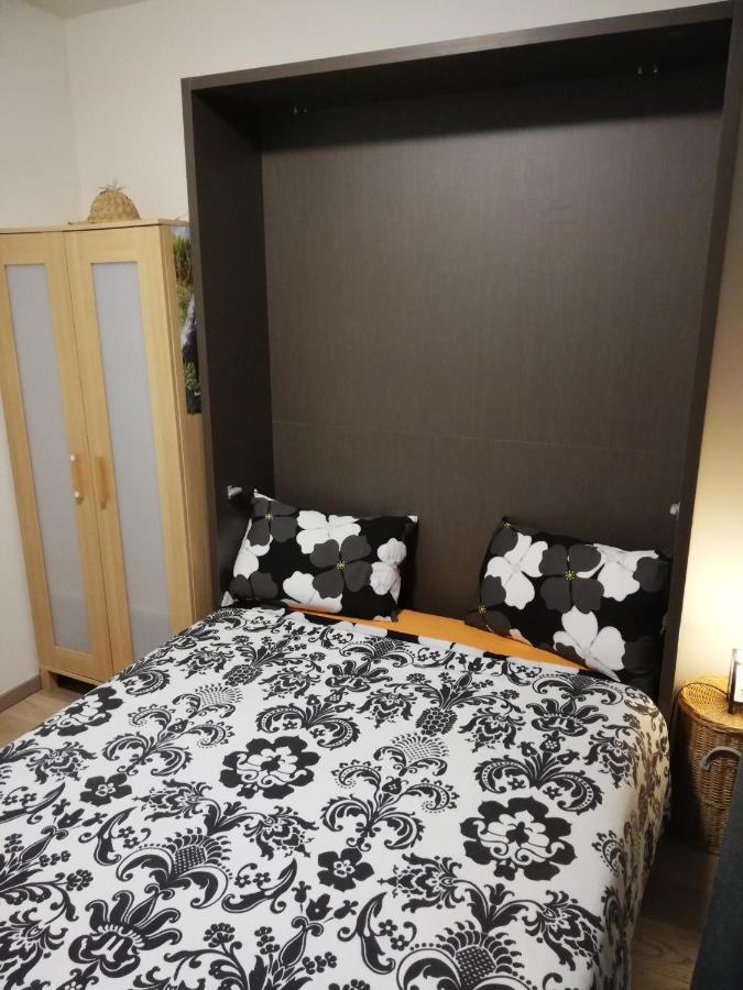 Tagusnunus Bed & Breakfast Brussels Ngoại thất bức ảnh